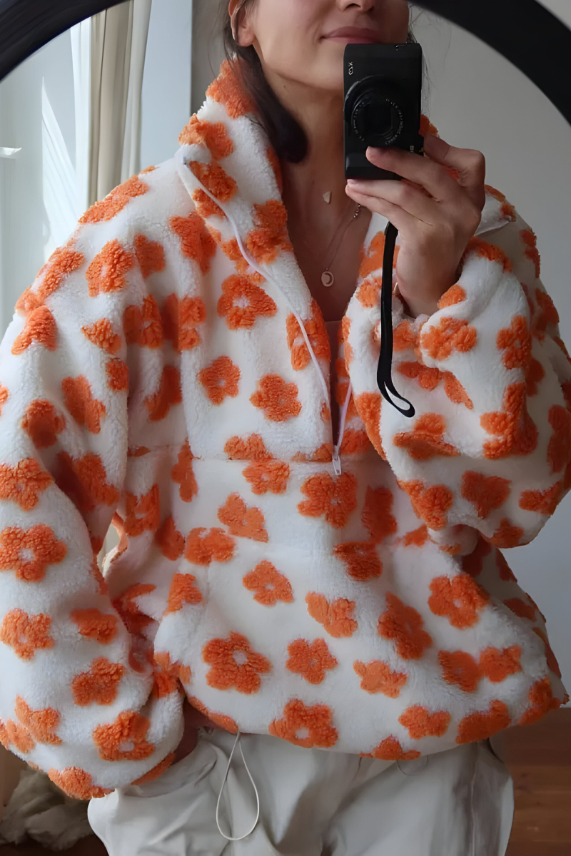 Nami™ | Comfy fleece trui met bloemenprint