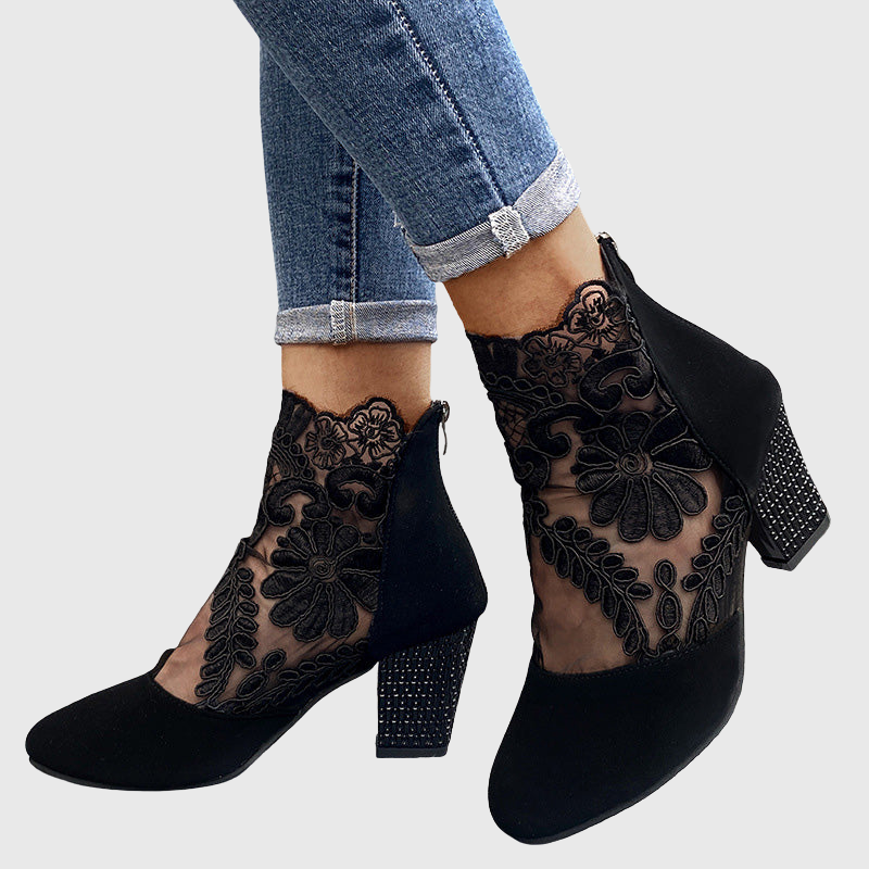 Marise | Trendy laarzen met kantdetails