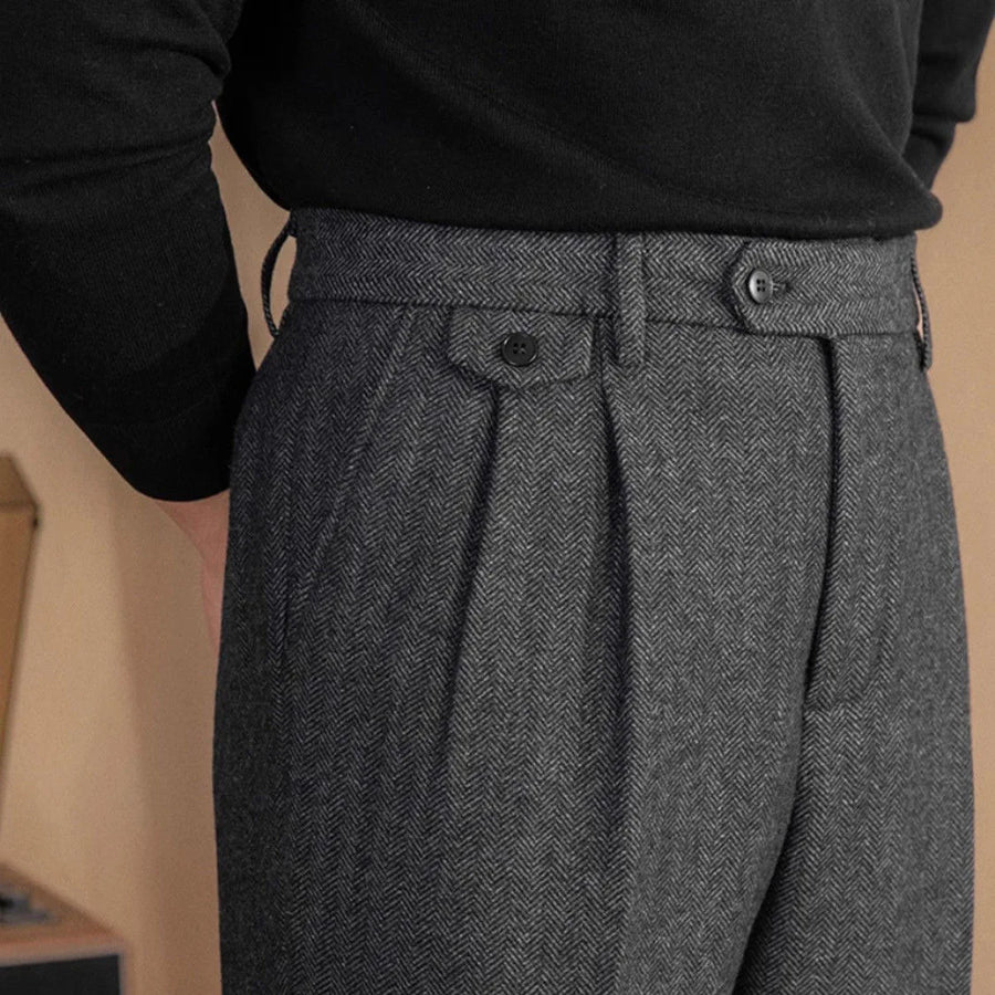 Olivier | Pantalon met bandplooi en visgraatmotief