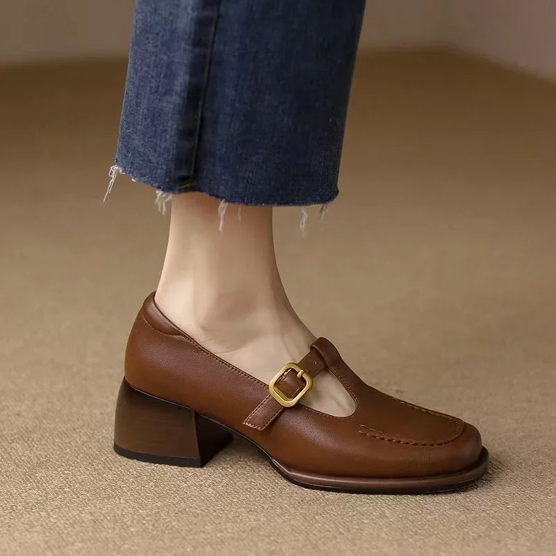 Corinne | Mary Janes met T-bandje
