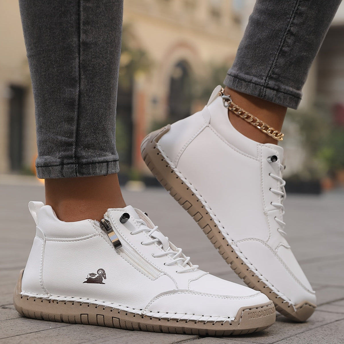 Lynn - Comfortabele sneakers met rits en goede ondersteuning