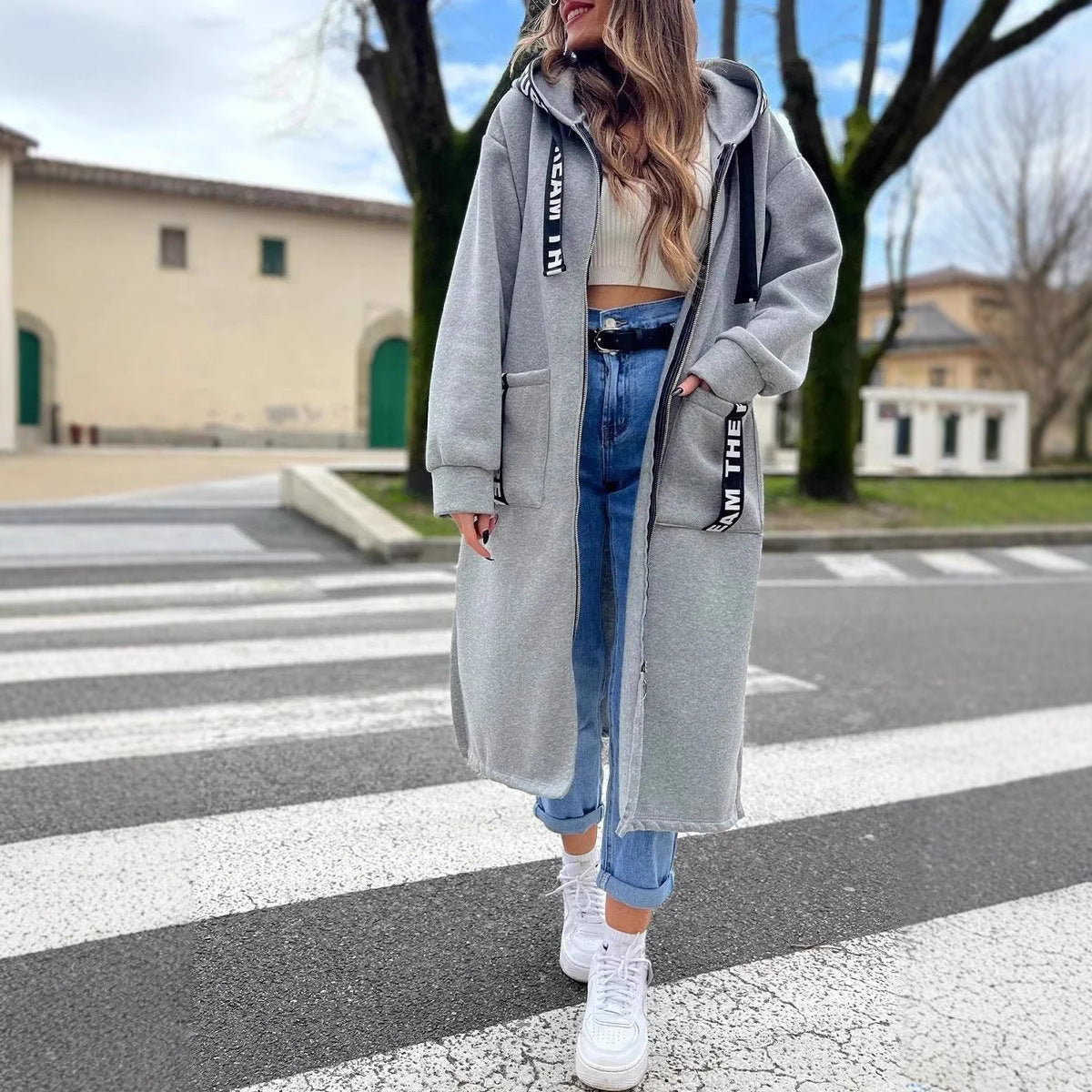 Fien | Lange hoodie-jas met rits en zakken
