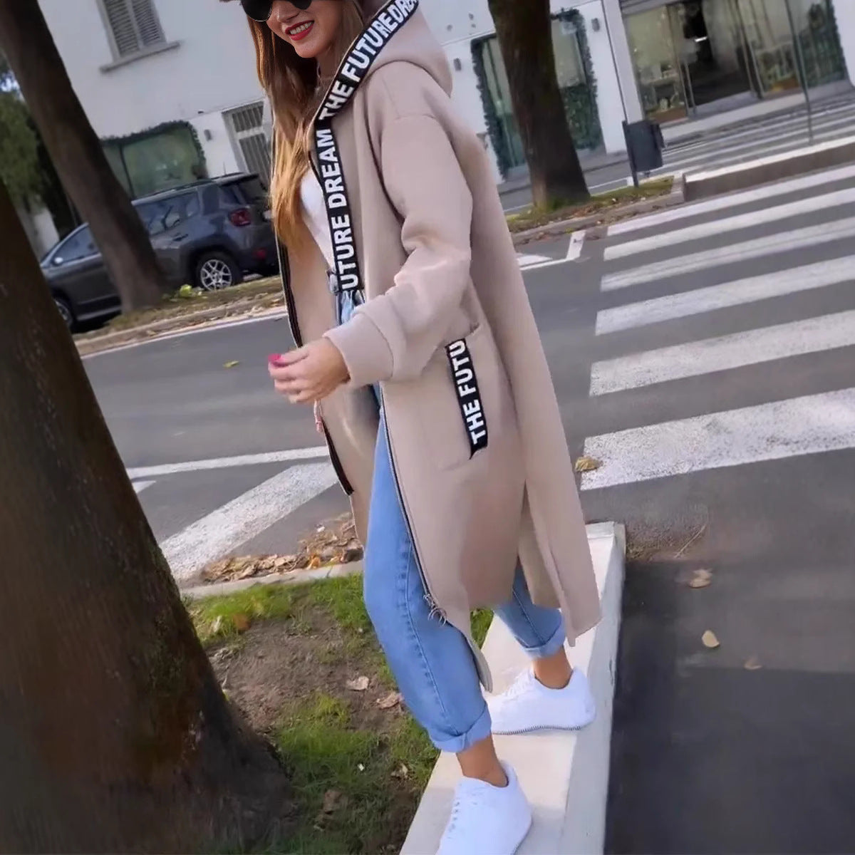 Fien | Lange hoodie-jas met rits en zakken